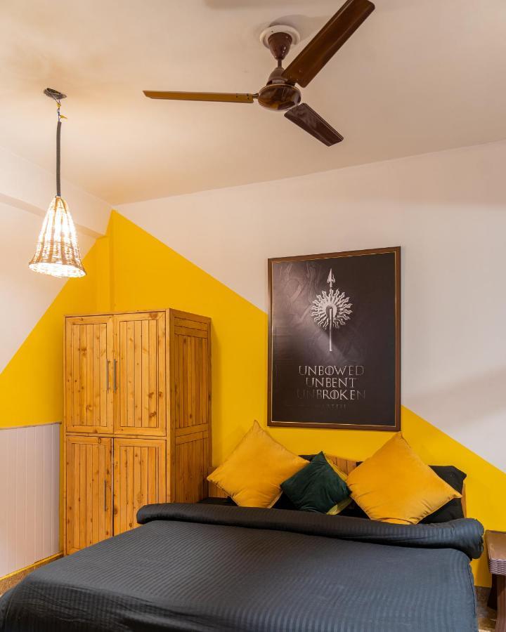 Whoopers Hostel Касоль Экстерьер фото