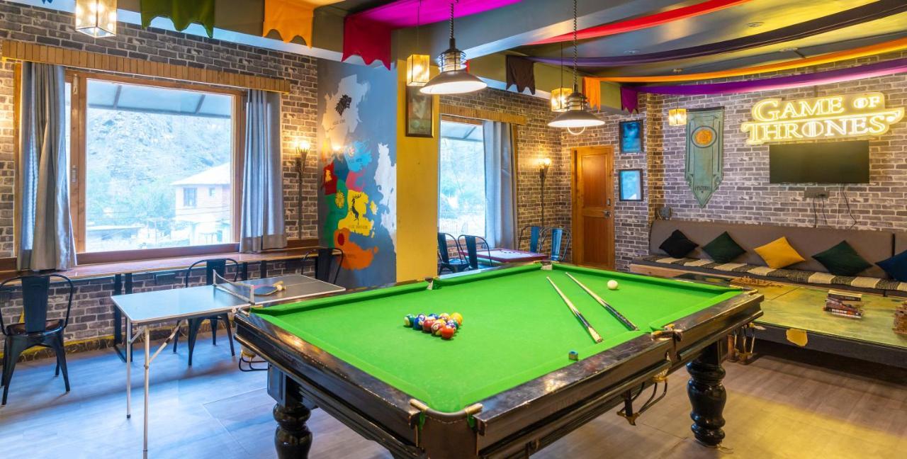 Whoopers Hostel Касоль Экстерьер фото